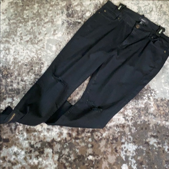 Jeans - Picture 3 of 3